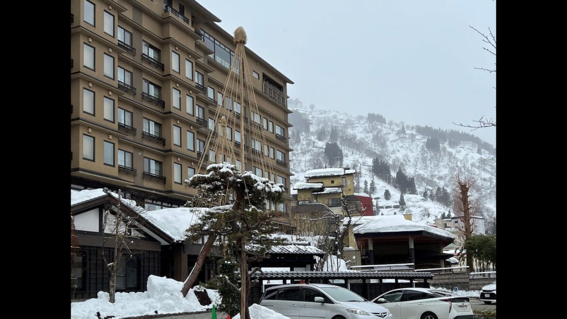 Yukemurinoyado Yuki-no-Hana Hotel Tour + Gala Yuzawa Ski Resort (Original Content) Yukemurinoyado Yuki-no-Hana Hotel Tour + Gala Yuzawa Ski Resort (Original Content)