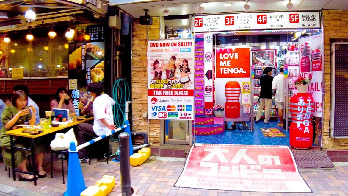 Ueno in Tokyo πΆπ» Drinking and playing town βͺ π 4K ASMR non-stop 1 hour 02 minutes Ueno in Tokyo πΆπ» Drinking and playing town βͺ π 4K ASMR non-stop 1 hour 02 minutes