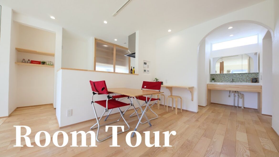 【Room Tour】2LDKの6人家族の２階建て｜漆喰と無垢の家｜ルームツアー