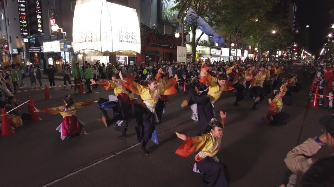 【4K】北海道医療大学〜桜雅〜 YOSAKOIソーラン祭り 2023 | 日本 北海道 札幌 中央区 FUNKY!すすきの会場【Binaural Audio】