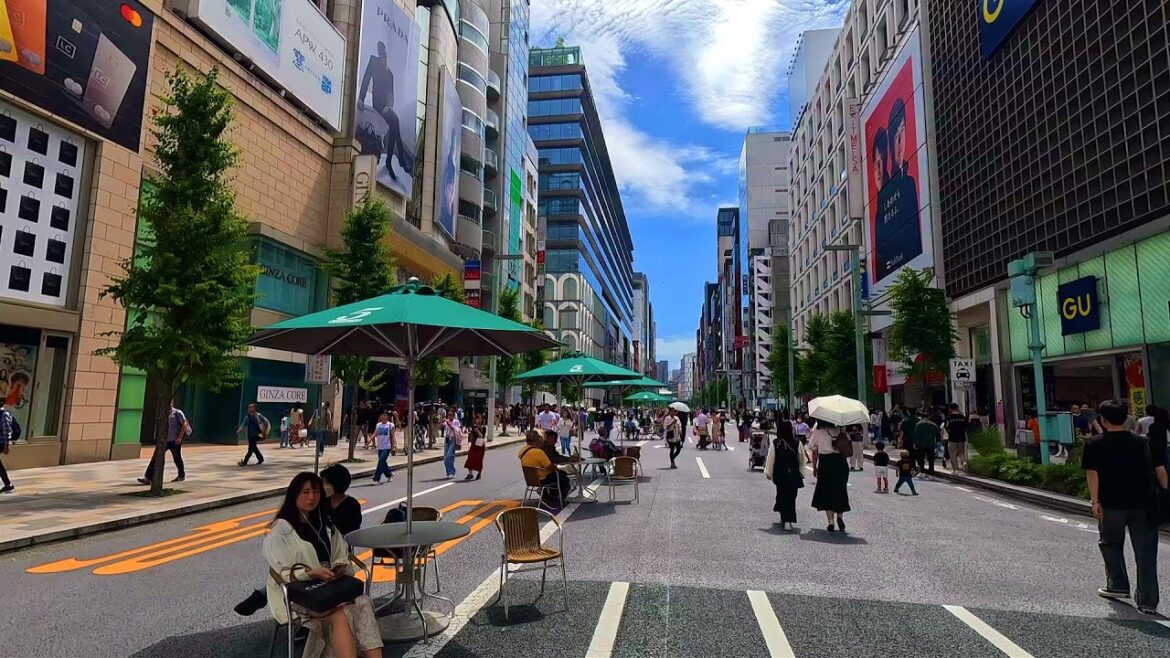 Tokyo Ginza  Walking Tour - 4K - Walk through the skyscrapers
