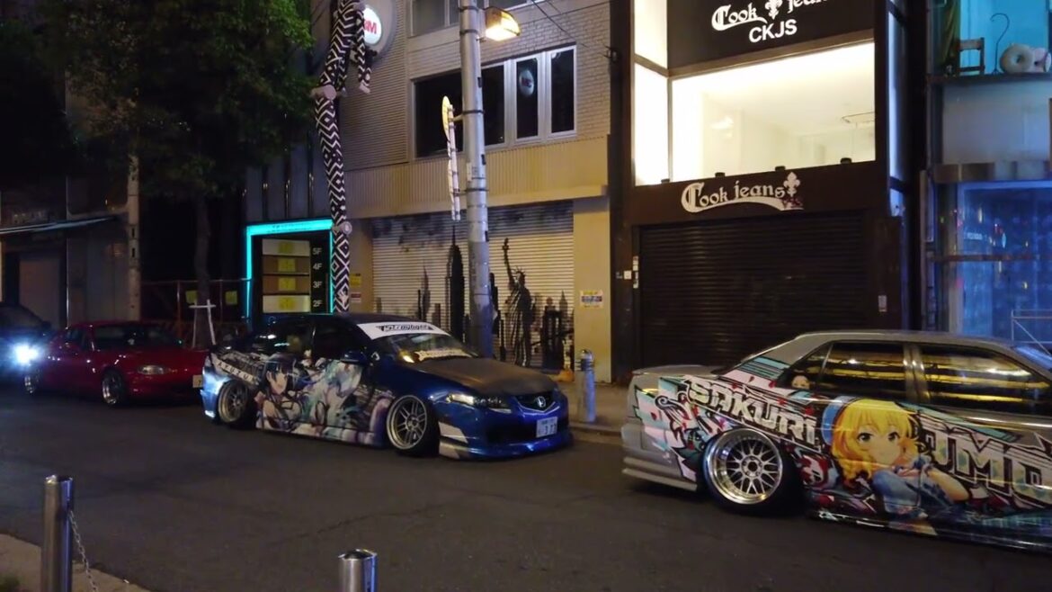 4K Amerika-mura Cruise: Epic Cool Car Strip | Osaka Walking Tour | Japan