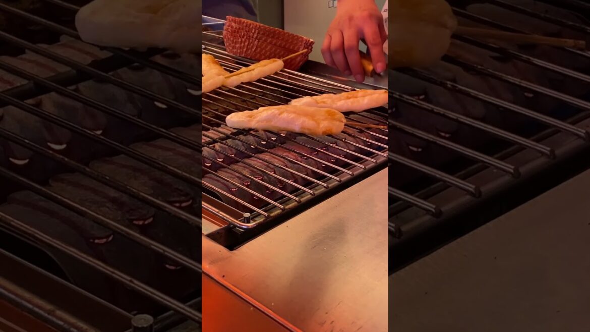 Ximending Foodie Snacks - Hang Maji (Okinawa-style grilled mochi)