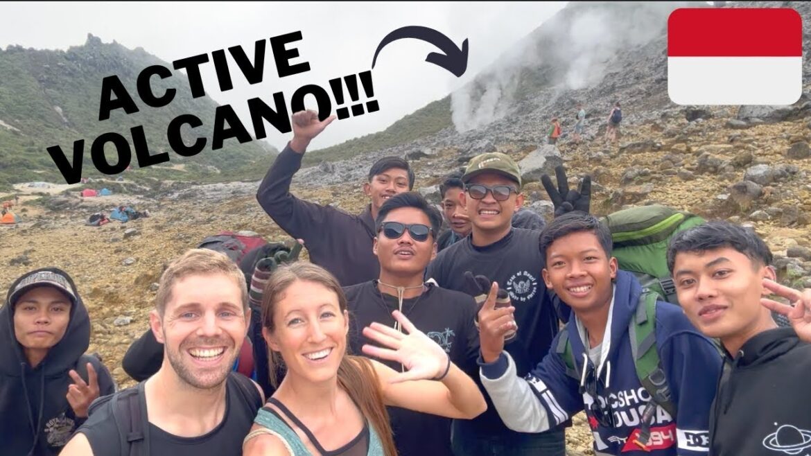 Helped By Locals in Berastagi SUMATRA: Mount Sibayak🇮🇩Indonesia Travel Vlog Volcano Hike&Hot Springs Helped By Locals in Berastagi SUMATRA: Mount Sibayak🇮🇩Indonesia Travel Vlog Volcano Hike&Hot Springs