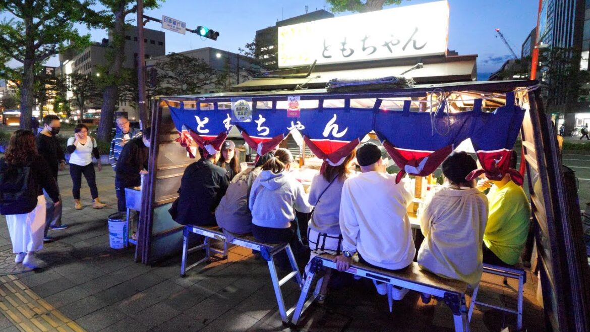初めての博多ラーメン屋台に日本各地、世界のお客さんが大感激丨Japanese Ramen Yatai