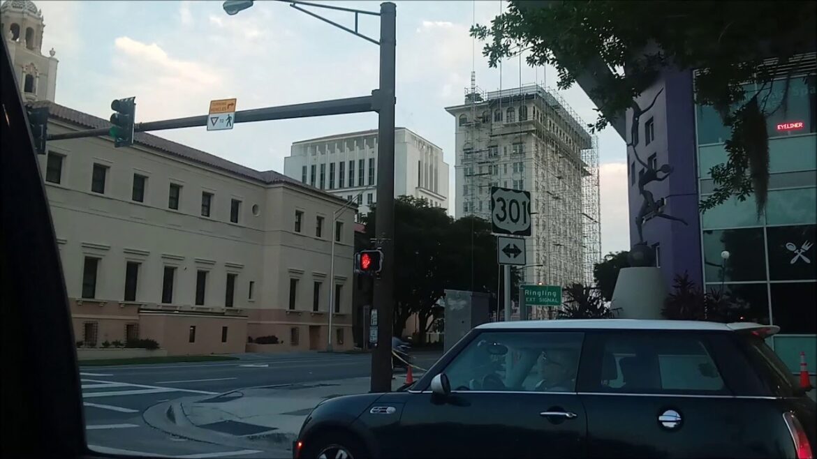Driving around Downtown Sarasota, FL April 2019