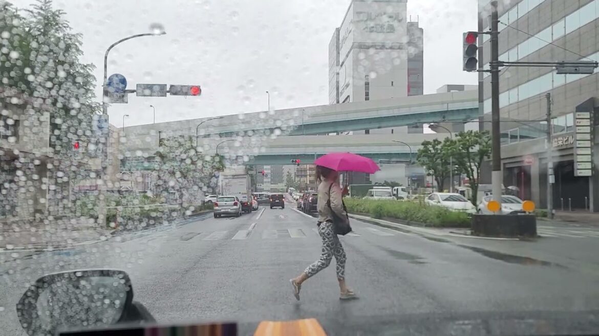 후쿠오카 여행 – 비오는 날 하카타 도심 택시 풍경 후쿠오카 여행 - 비오는 날 하카타 도심 택시 풍경