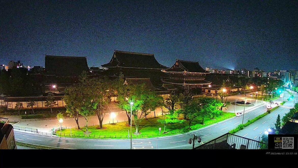 京都ライブカメラ 東本願寺 (KYOTO JAPAN LIVE CAMERA) 森信三郎商舗から生中継 即時影像 紅葉 livecam 銀杏 2023/06/17  12:00～