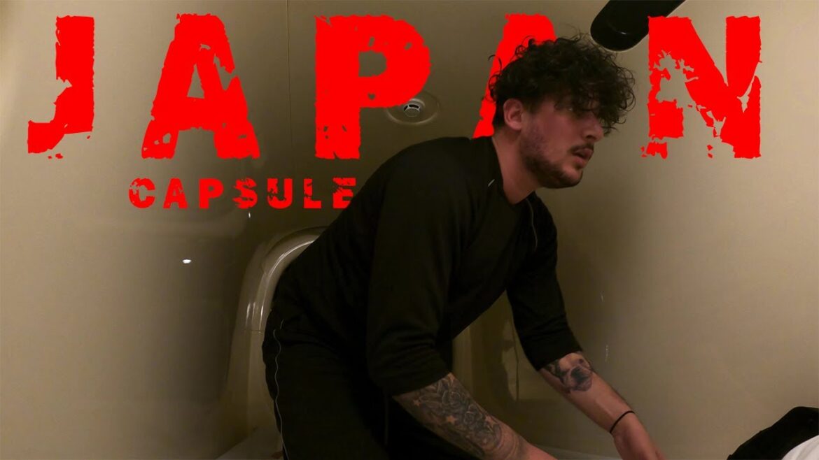 Living in Tokyo's Best Capsule Hotels for the first time 🇯🇵