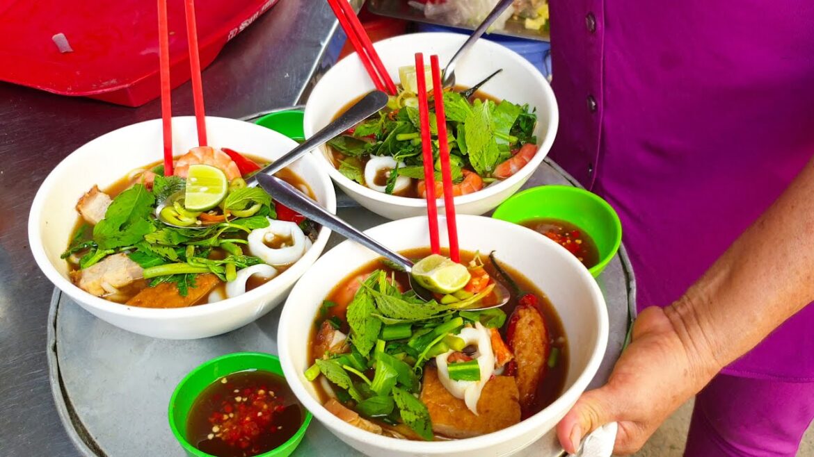 Best Local Street Food in Vietnam Morning Market 2023
