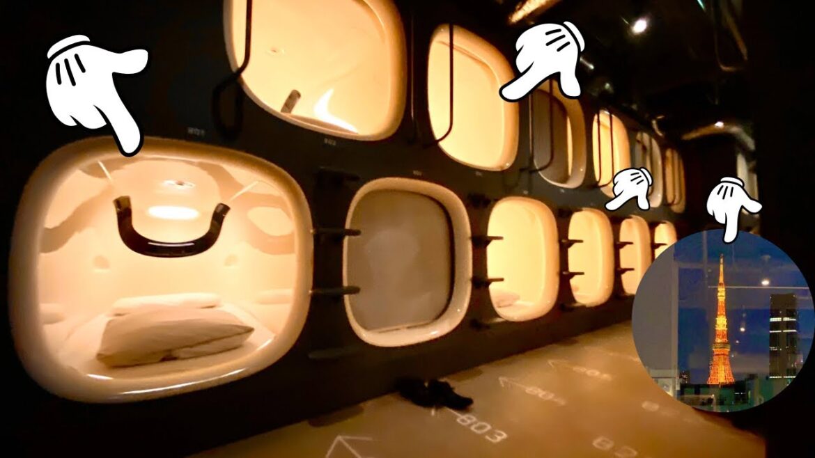 Spaceship-like Cheap Capsule Hotel Experience in Tokyo 😪🛌 9h nine hours Hamamatsucho Japan🇯🇵