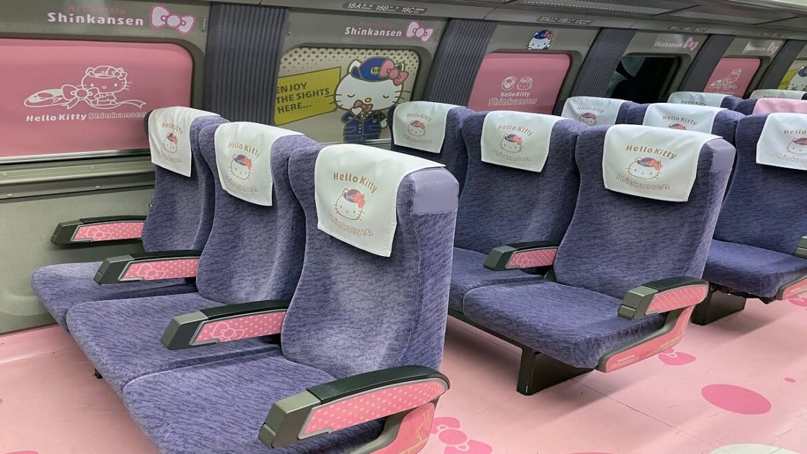 I rode the “Hello Kitty Shinkansen” full of Hello Kitties. I rode the "Hello Kitty Shinkansen" full of Hello Kitties.