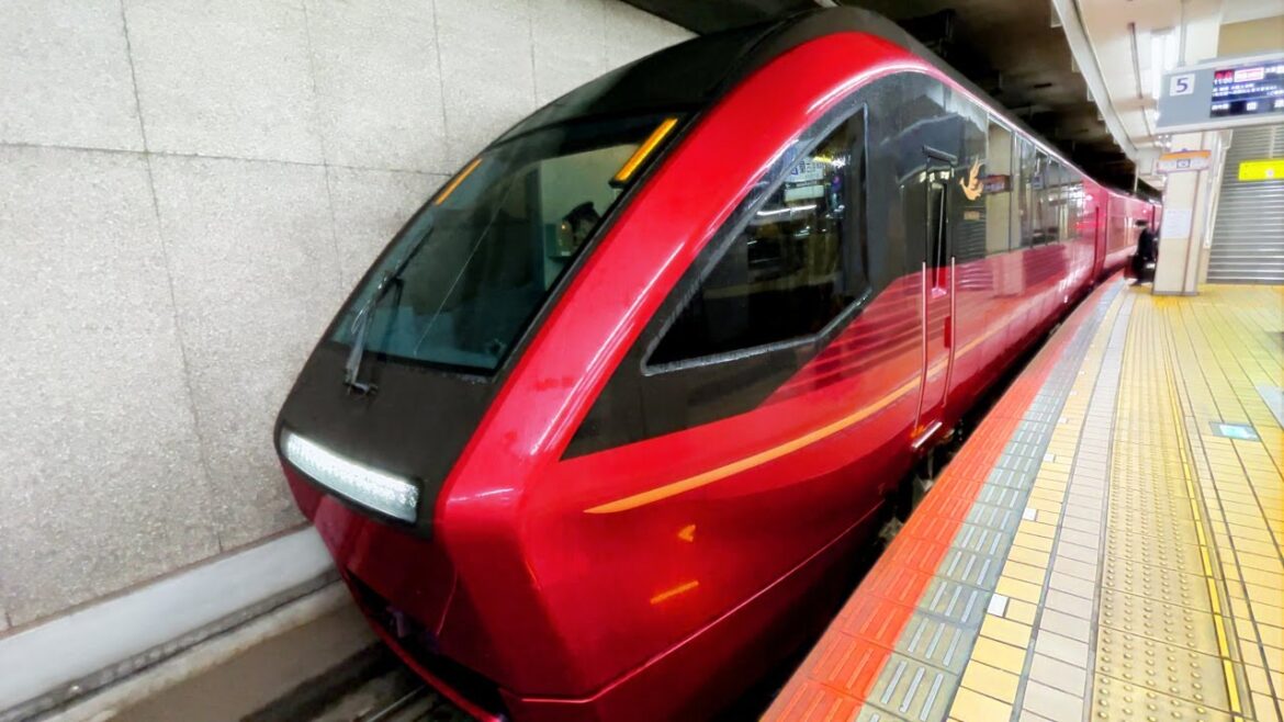 Ride on the Premium Seat of the Japanese Luxury Express “Hinotori”! | Nagoya – Osaka Ride on the Premium Seat of the Japanese Luxury Express "Hinotori"! | Nagoya - Osaka