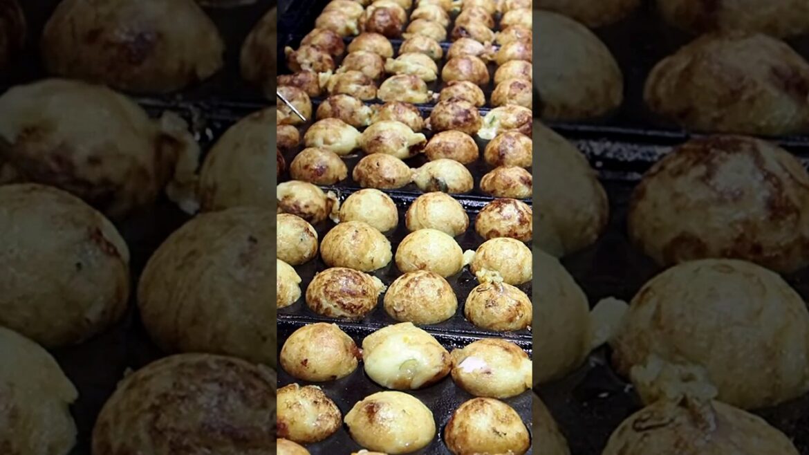 전설의 타코야끼 만들기 달인 / korean takoyaki master #shorts / korean street food