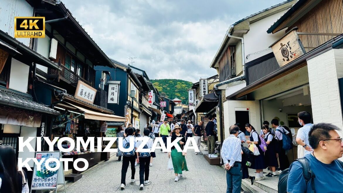 [4K] Kiyomizu-zaka in KYOTO🐧 Nonstop Walking Tour / 清水坂 京都 散歩