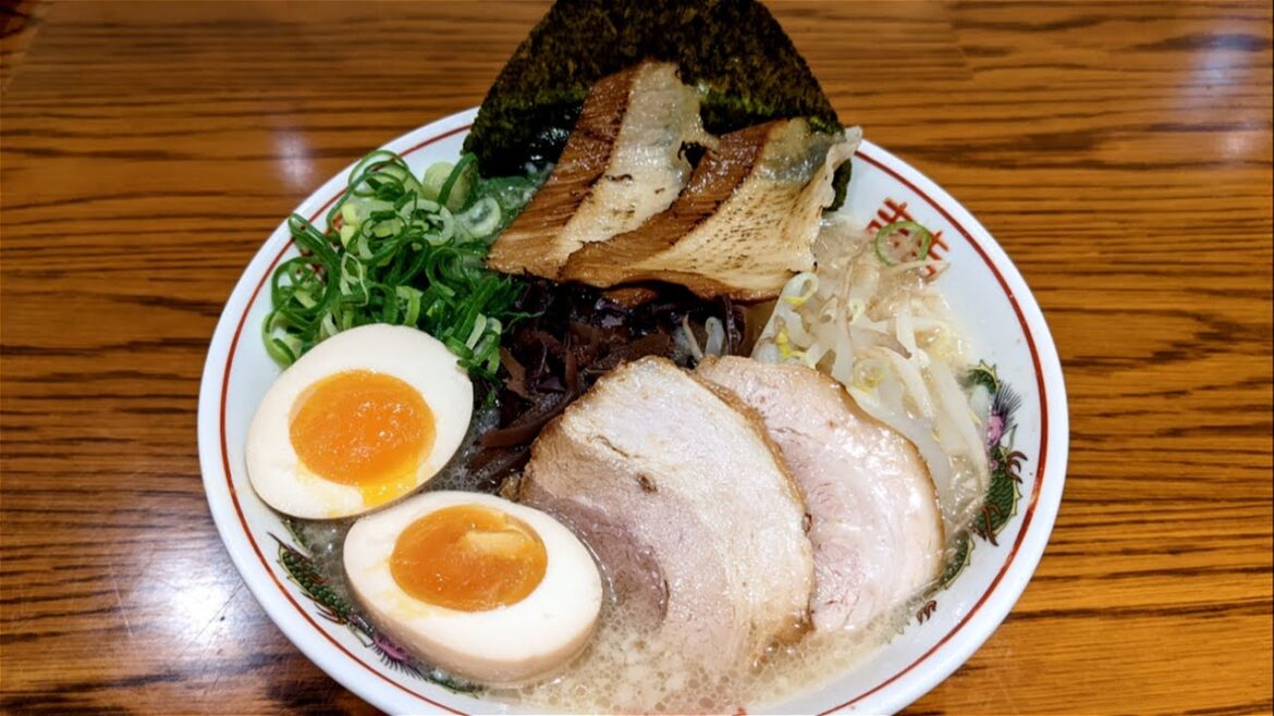 Experience the Best Ramen in Japan's Food Court Culture #food #ramen #japan #japanesefood #crepe