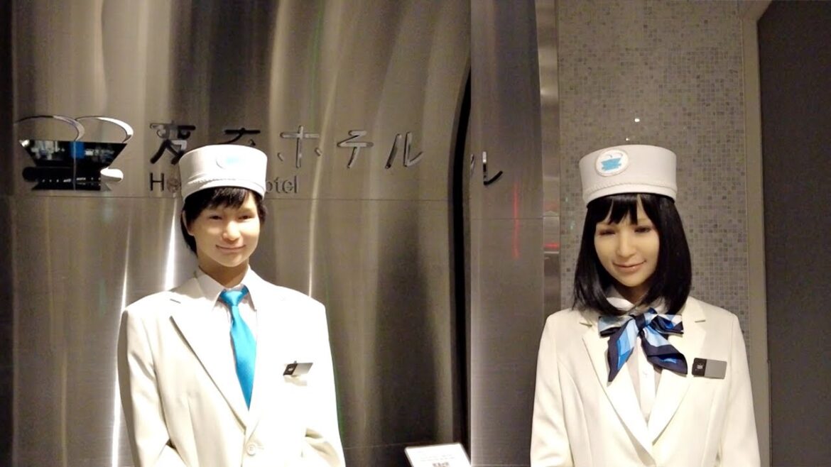 Staying at the Japan’s ROBOT HOTEL | Strange Hotel Staying at the Japan's ROBOT HOTEL | Strange Hotel
