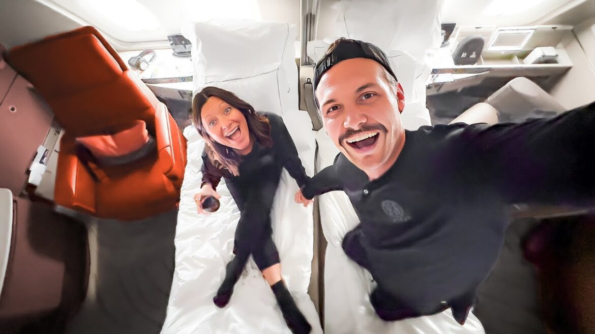 13 Hours in Singapore Airlines First Class Suite (London to Singapore) 13 Hours in Singapore Airlines First Class Suite (London to Singapore)