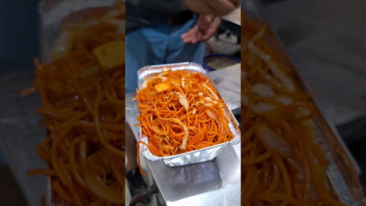 Noodles #shorts #shortvideo #food #foodie #streetfood #india #noodles #short #youtubeshorts