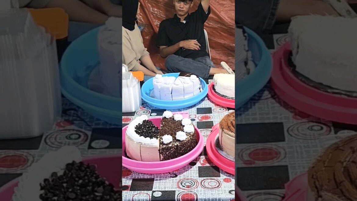 Asian Street Food #shorts #shortsfeed #youtubeshorts #streetfood #malaysia #indonesia #india #food