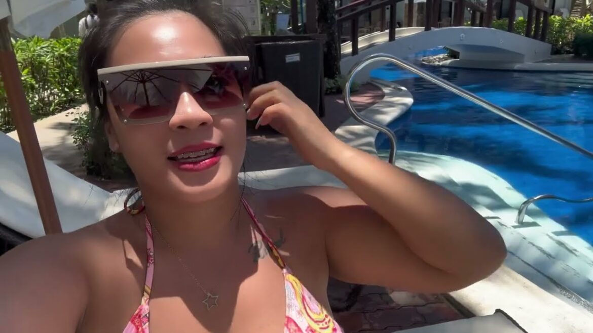 SUN BATHING CHALLENGE BY MY YOUTUBE FAN AT HENANN LAGOON RESORT BORACAY |  JULIA EVANGELINE UNITE