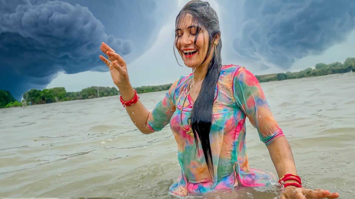 Ganga ji mein naha li Aaj 😁😍 Brijghat Garh Mukteshwar || Uttar Pradesh EP-01