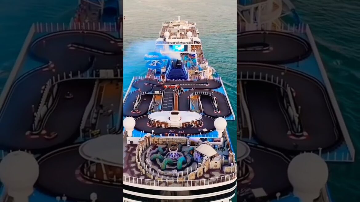 #shorts | Cruise on a luxury cruise ship | travel vlog | #youtubeshorts 😍🤩 #short #shorts | Cruise on a luxury cruise ship | travel vlog | #youtubeshorts 😍🤩 #short