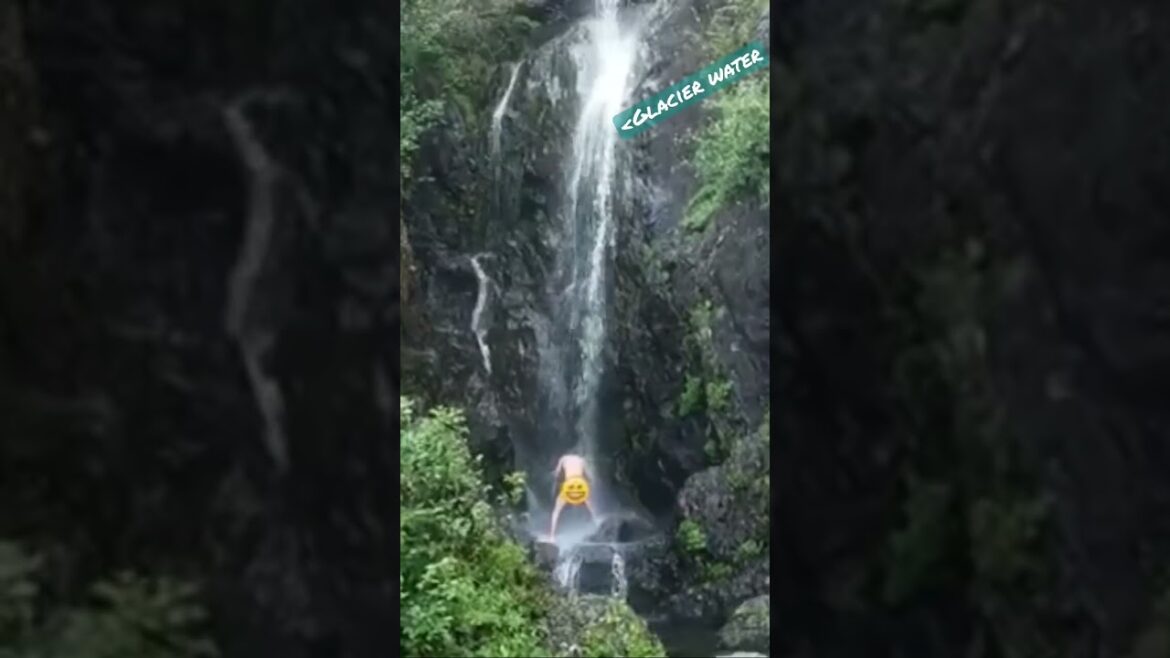 Naked Man in Waterfall 💦