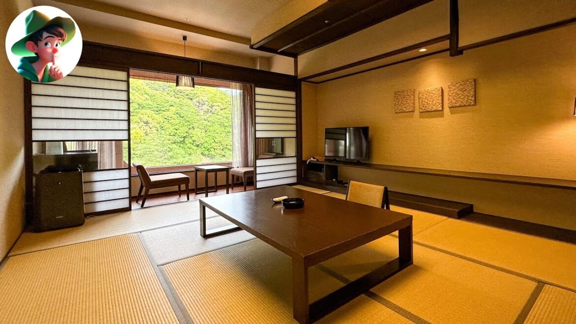 Staying at Japan's 5-Star Onsen Ryokan... Solo Travel Japan in Secret...