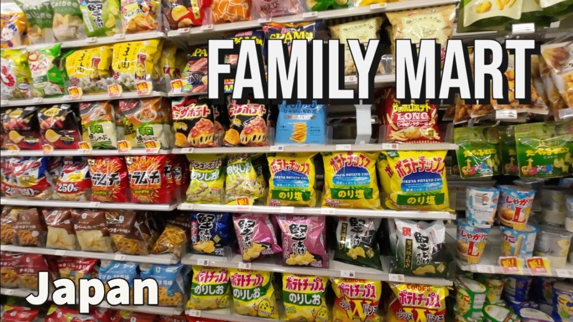 Family Mart Tour in Japan [4K]