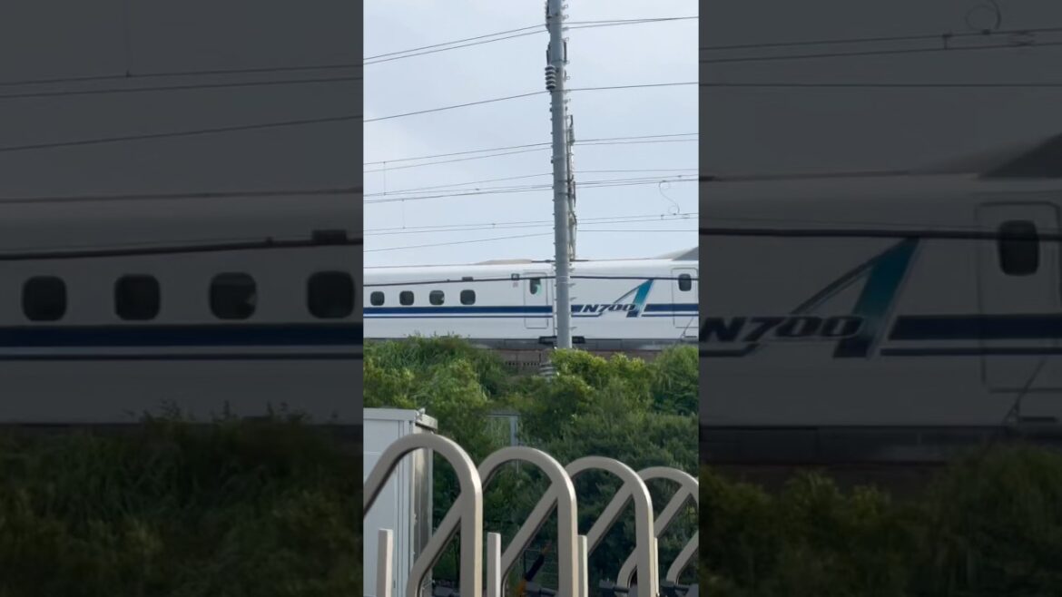 Japanese Shinkansen/bullet train/high speed train #shorts#shortfeed #speed #trains #nagoya# travel