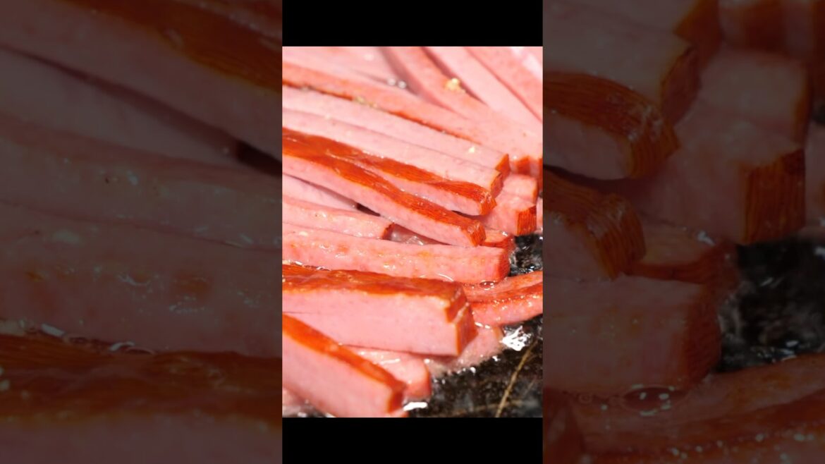 새벽 2시부터 만드는 산더미 재료폭탄 김밥? 37년 내공! 봉사정신으로 판매하는 시장 김밥 Korean seaweed roll(gimbab) /street food #shorts 새벽 2시부터 만드는 산더미 재료폭탄 김밥? 37년 내공! 봉사정신으로 판매하는 시장 김밥 Korean seaweed roll(gimbab) /street food #shorts