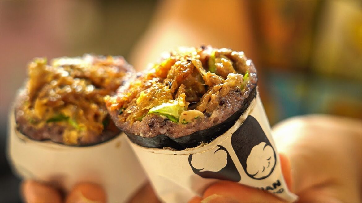 Traditional Taiwanese Street Food Style “Rice Roll” Traditional Taiwanese Street Food Style "Rice Roll"