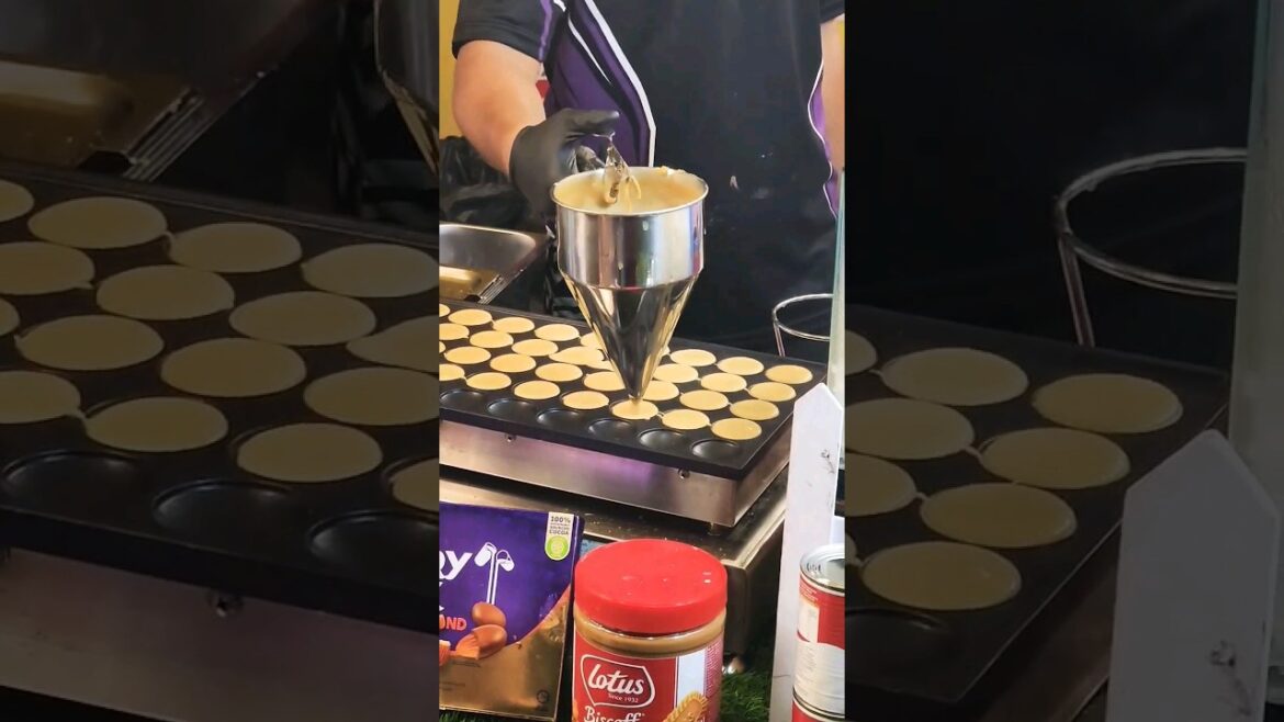 Asian Street Food #shorts #shortsfeed #youtubeshorts #streetfood #thailand #malaysia #indonesia