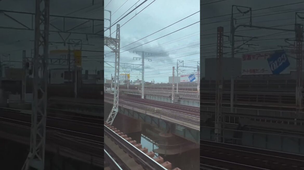 뮤스카이, 나고야 역에서 주부국제공항까지 급행 (35분). μ-SKY, Express train from Nagoya Station to Chubu Airport (35 min) 뮤스카이, 나고야 역에서 주부국제공항까지 급행 (35분). μ-SKY, Express train from Nagoya Station to Chubu Airport (35 min)