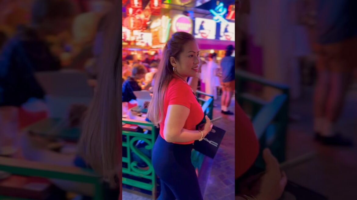 Kabukicho Tower 歌舞伎町タワー 🏙️🇯🇵💖 #japan #travel #tokyo #歌舞伎町タワー #東京