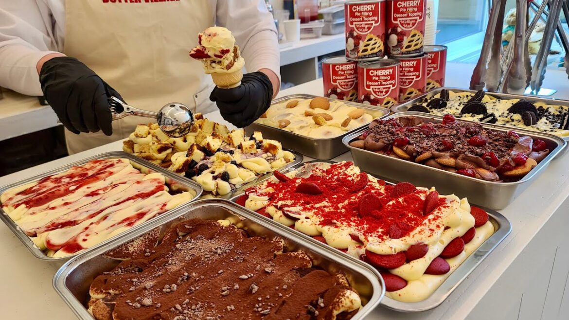 스쿱으로 퍼주는 요즘 핫한 케이크! 입에서 사르르 녹는 푸딩 케이크 / The hottest dessert ever! pudding cake | korean street food