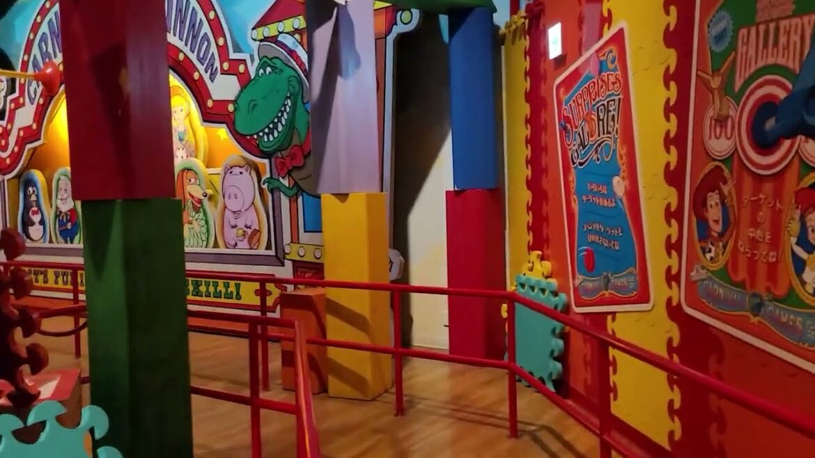 玩具總動員 Tokyo DisneySea (東京迪士尼海洋) 玩具總動員 Tokyo DisneySea (東京迪士尼海洋)