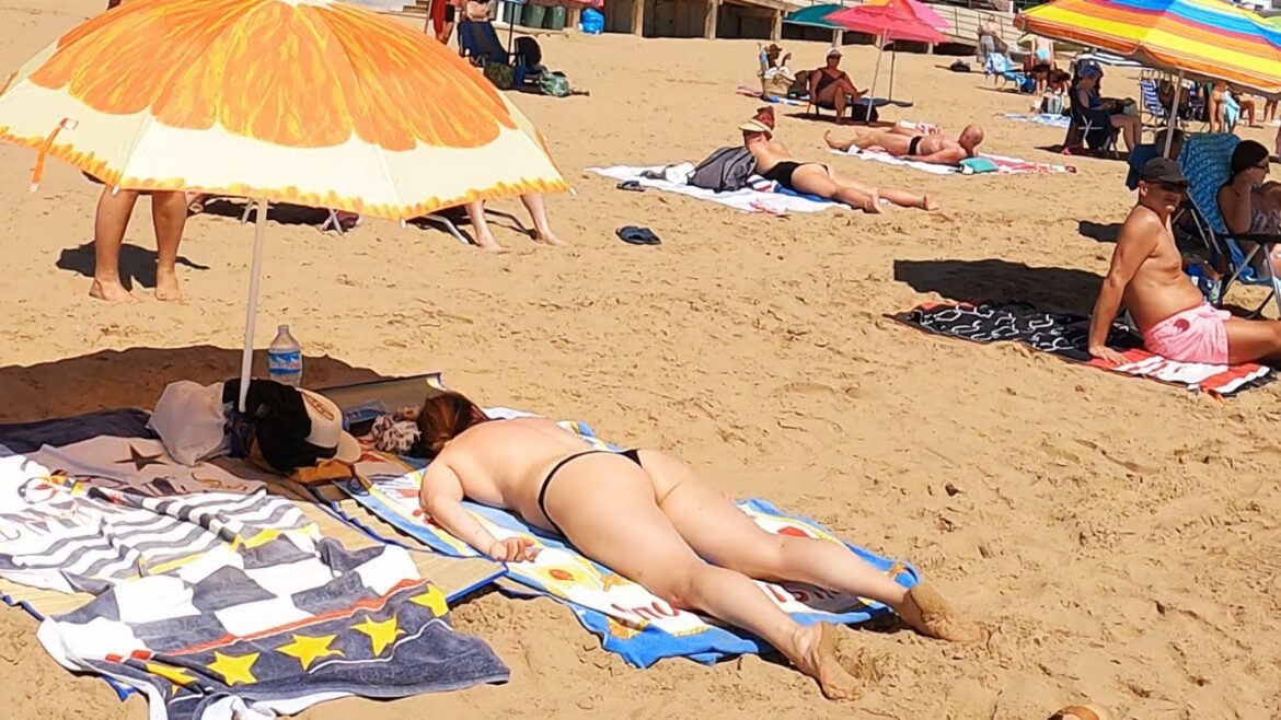 🇪🇦 ☀️Walk Beach 4K 🏝️-- Torrevieja Beach -- BEACH WALK 2023 -- 4K 60Fps VIEW🎥 -- Spain Beaches 🏖️