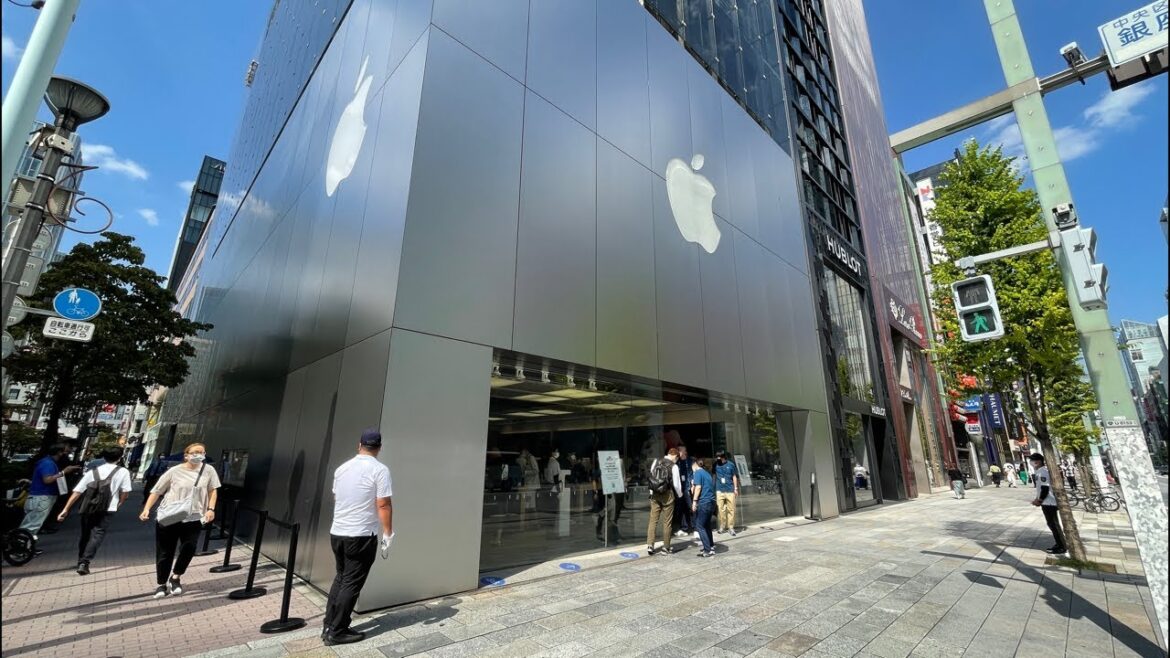 iPhone 13 Launch in Ginza, Tokyo (2021)