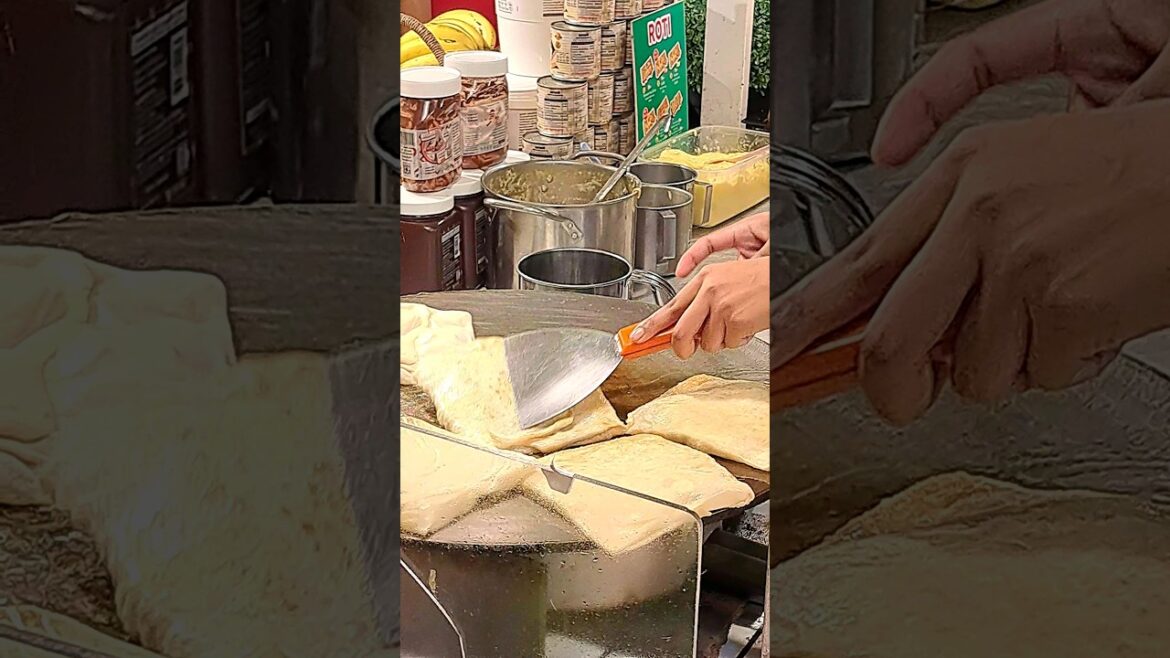 Street Food Bangkok Thailand | Super Popular Banana Roti in Jodd Fairs