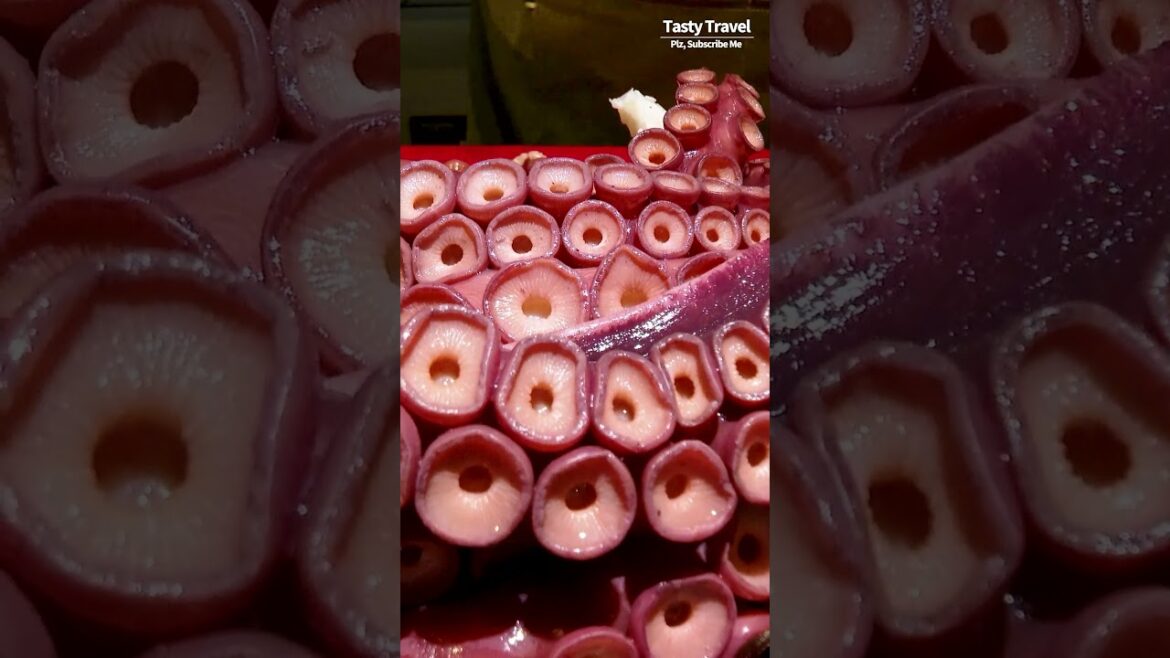 연매출 20억, 16kg 대왕 문어, 역대급 문어회, Amazing Seafood Sashimi, 16kg Giant Octopus Sashimi, Fish Fillet skill 연매출 20억, 16kg 대왕 문어, 역대급 문어회, Amazing Seafood Sashimi, 16kg Giant Octopus Sashimi, Fish Fillet skill