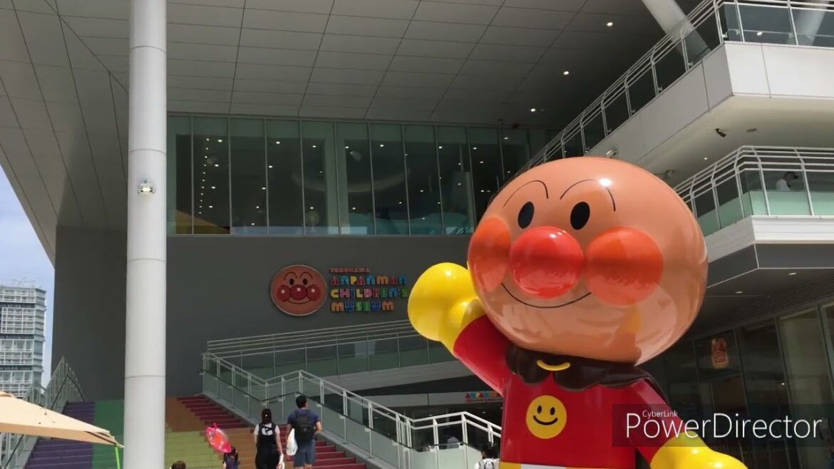 Yokohama Station East Exit → Minatomirai 21②　横浜駅東口→みなとみらい21②