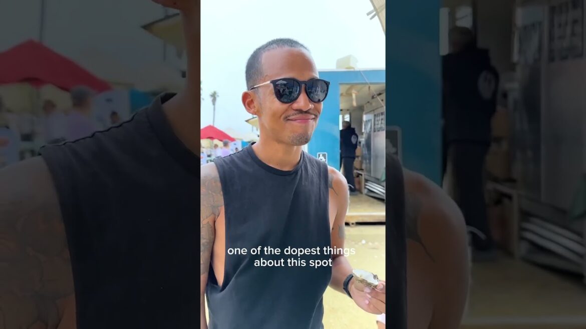 “The Jolly Oyster” in Ventura, CA. The freshest raw oysters!