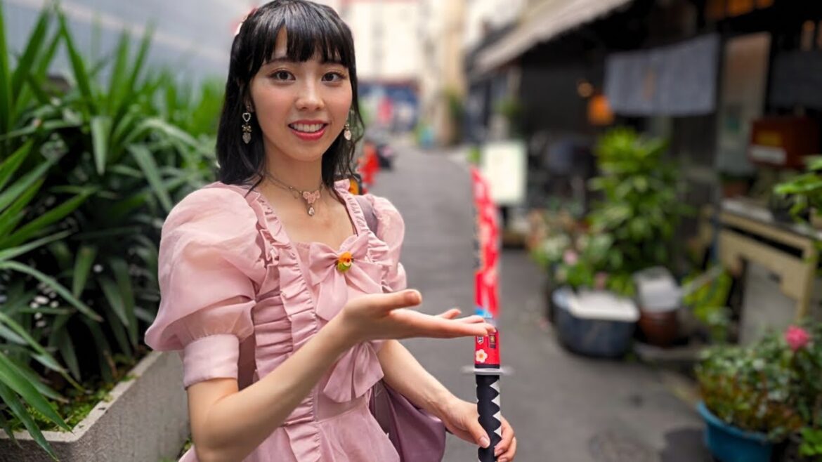 Boosting up at a Tokyo’s Hidden Bar Run by Ex Japanese Idol Boosting up at a Tokyo's Hidden Bar Run by Ex Japanese Idol