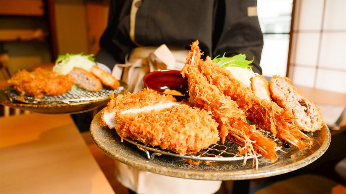 とんかつも黄金色に輝く!金閣寺の観光客を魅了する王道のとんかつ屋 とんかつも黄金色に輝く!金閣寺の観光客を魅了する王道のとんかつ屋