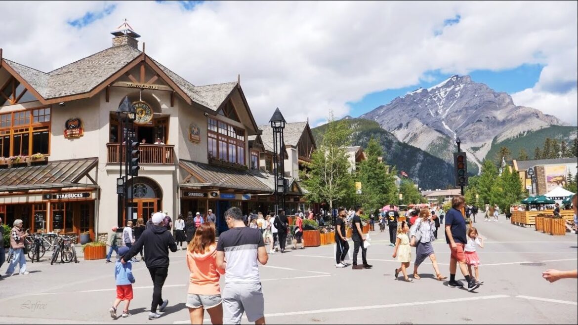 Downtown BANFF Alberta Canada 4K Walking Tour vlog Downtown BANFF Alberta Canada 4K Walking Tour vlog
