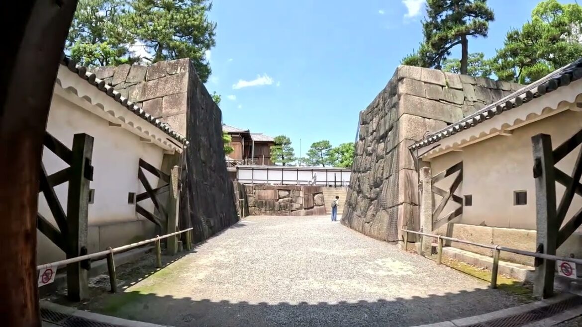 Nijo Castle and Imperial Palace - Isa In Asia #99 [Kyoto, Japan]