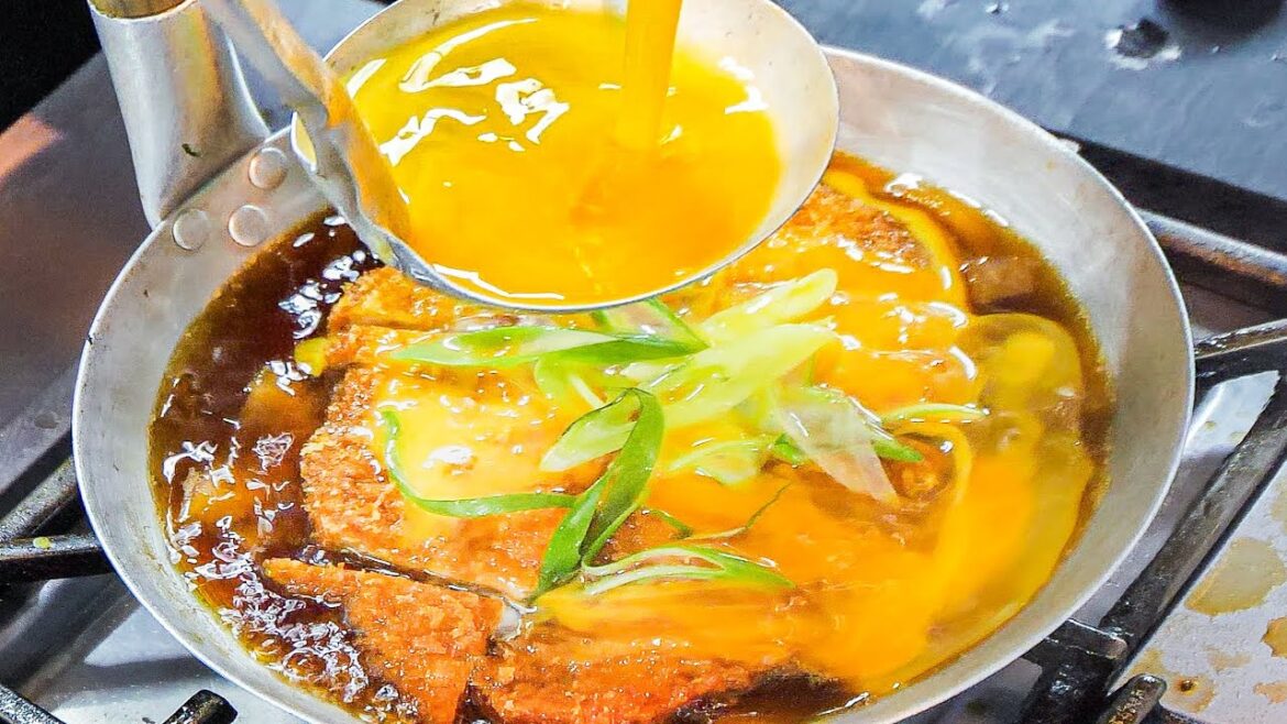 爆売れカツ丼!天ぷらラッシュ!高速注文さばきが炸裂するうどん店のこだわりがヤバすぎた。丨Katsudon and Tempura – Food in JAPAN 爆売れカツ丼!天ぷらラッシュ!高速注文さばきが炸裂するうどん店のこだわりがヤバすぎた。丨Katsudon and Tempura - Food in JAPAN