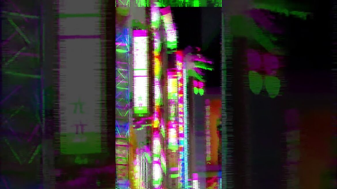 Japan - Tokyo - Shinjuku - Godzilla 🇯🇵